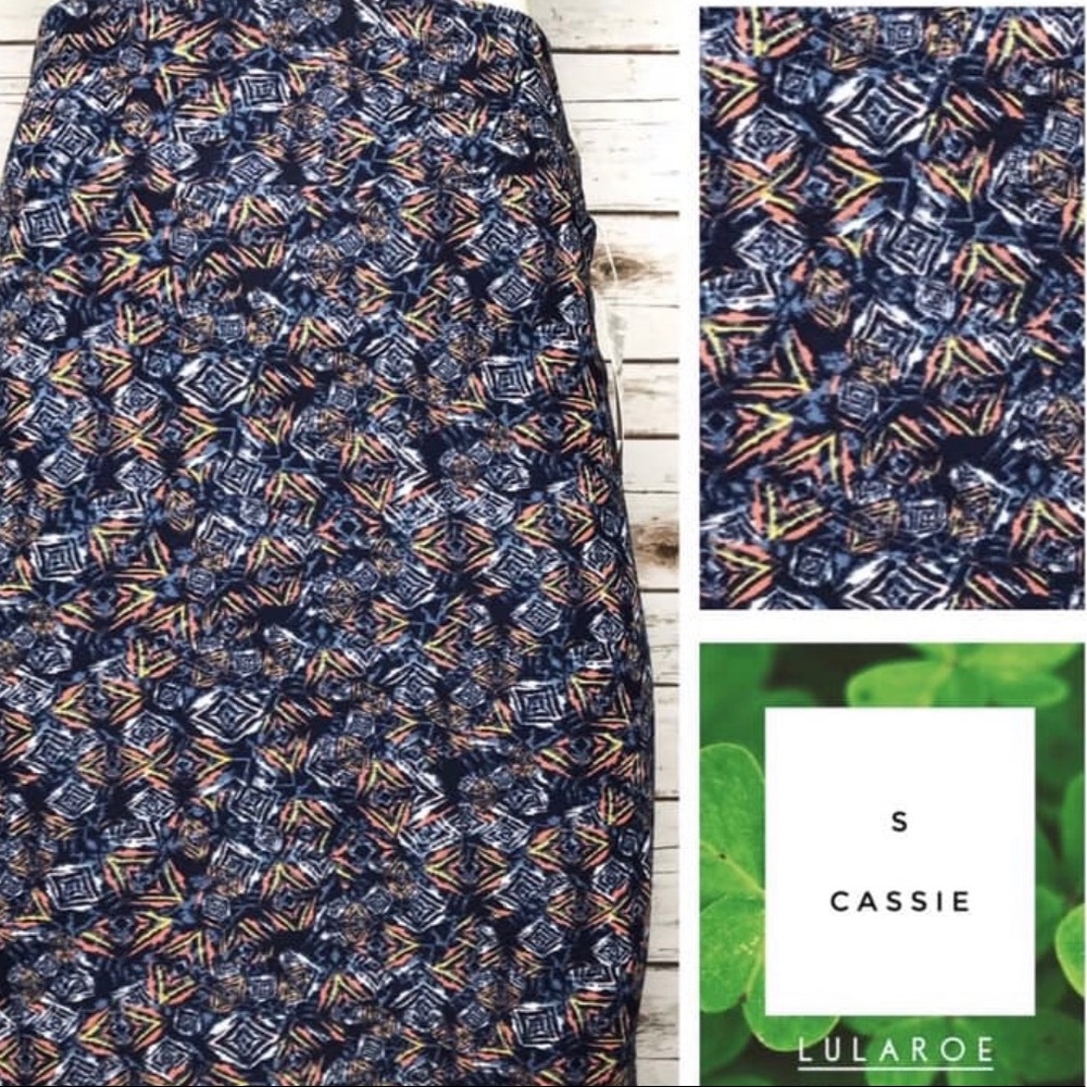 Cassie S geo print pencil skirt in blue/peach/blk